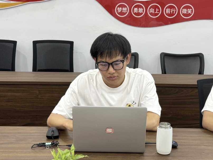 信宏公司持续深化职业心态培训 促进员工职业素养和工作效能不断跃升